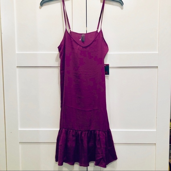 MAIDENFORM Silk Ruffle Chemise Nightgown S… - Picture 3 of 4